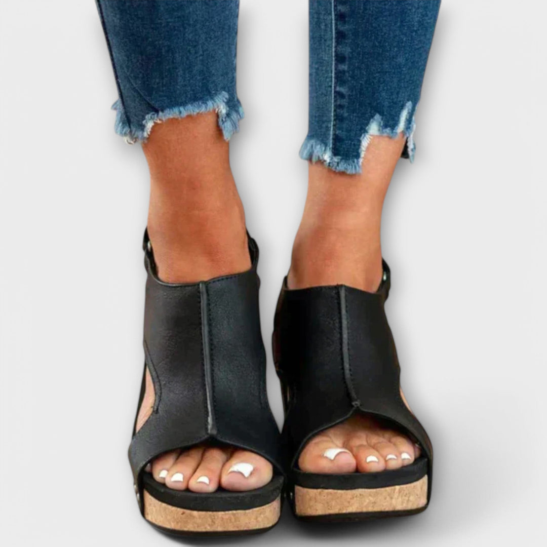 Kaia – Wedge Sandals