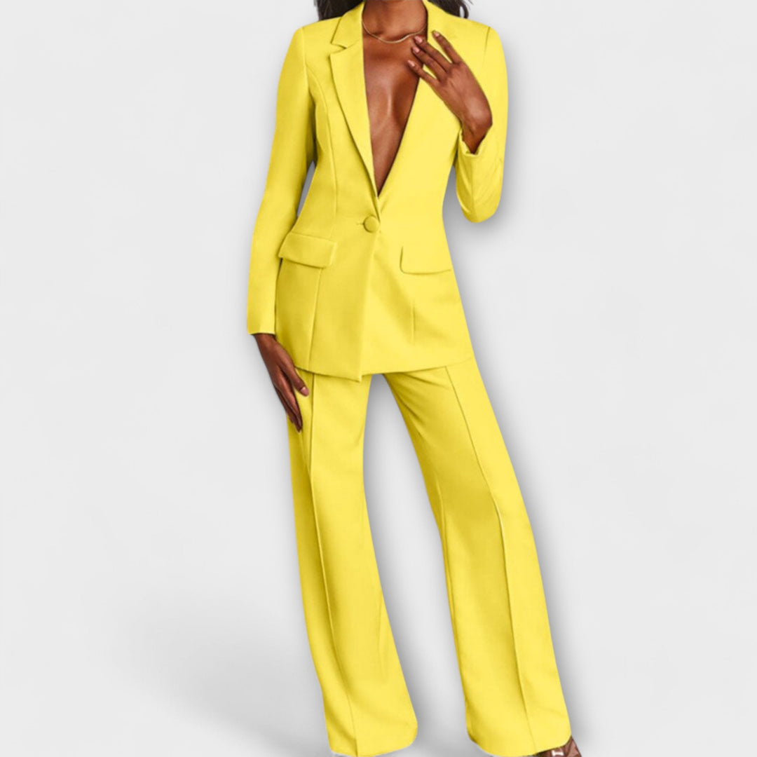 Luna – Tailored Women’s Suit