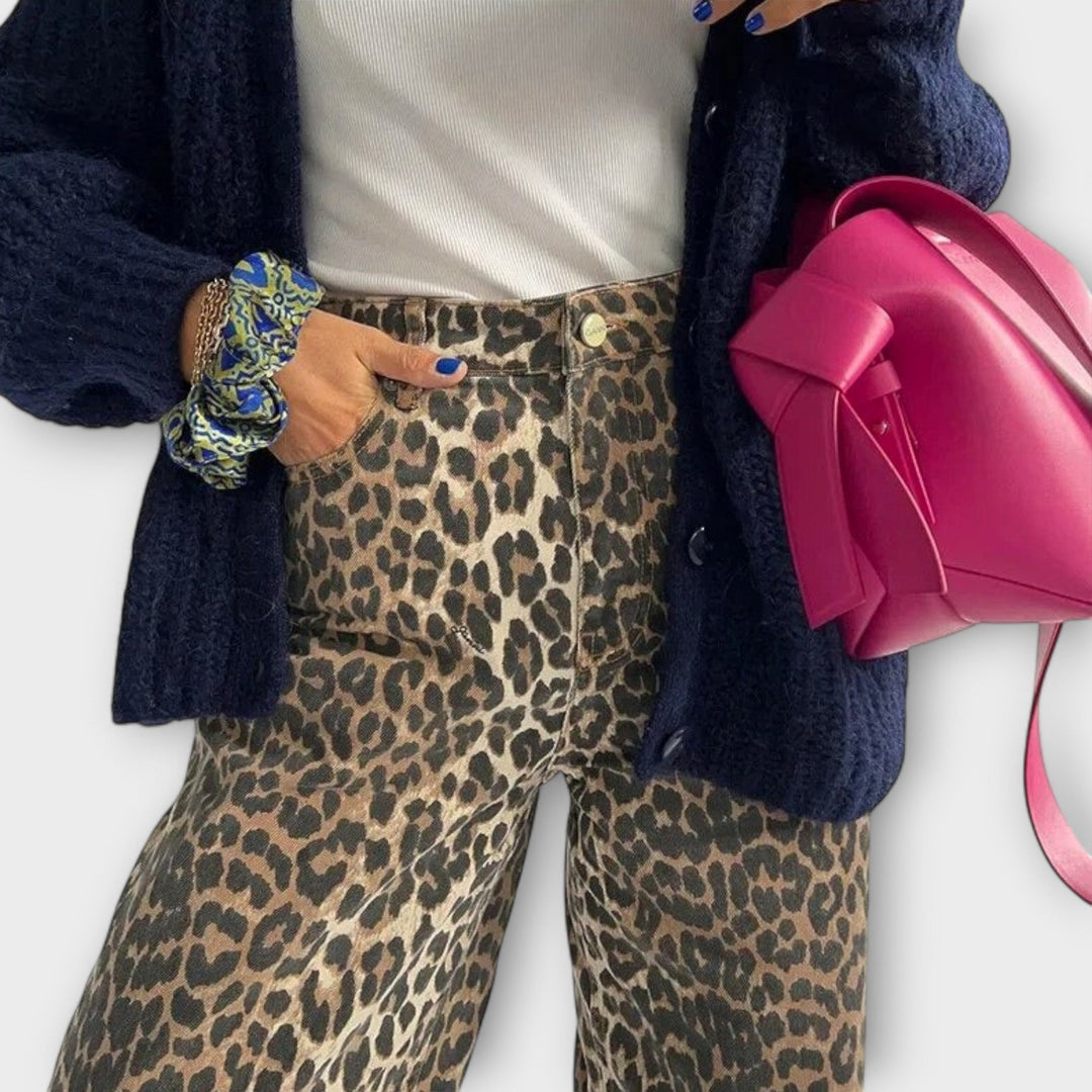 Noa – Vintage Leopard Print Jeans